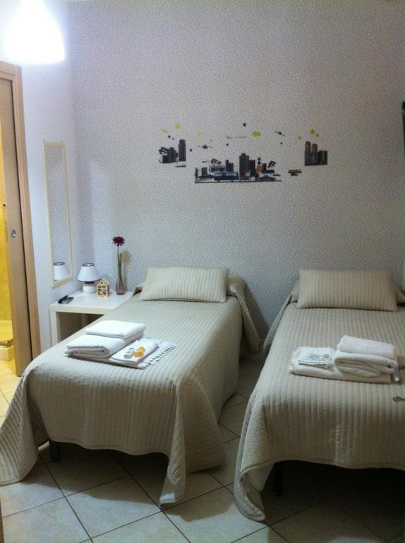 La Casa Dei Nonni Bed and Breakfast Campagna Habitación foto