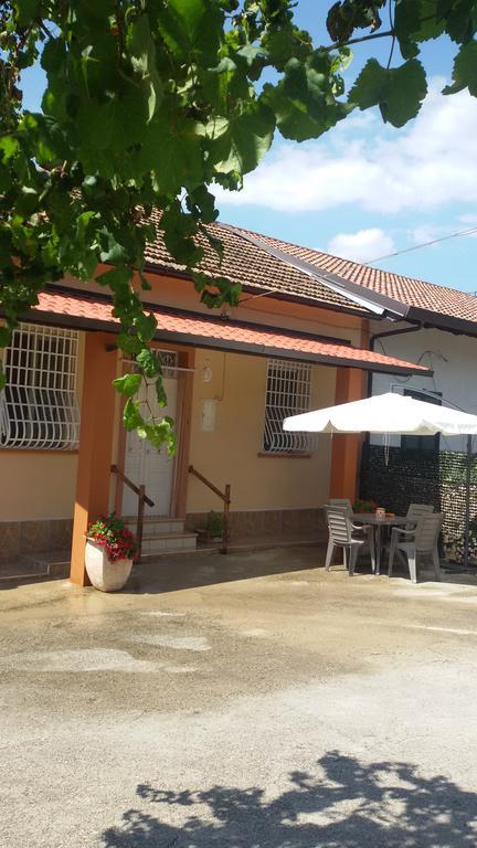 La Casa Dei Nonni Bed and Breakfast Campagna Exterior foto